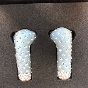 DEOS BRAND APPLE EARPHONE COVERS, PLATINUM, LIGHT BLUE WITH CRYSTALS